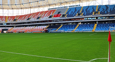 Fenerbahçe ve Başakşehir'in Avrupa maçlarını yönetecek hakemler belli oldu