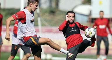 Galatasaray'da Karagümrük mesaisi başladı