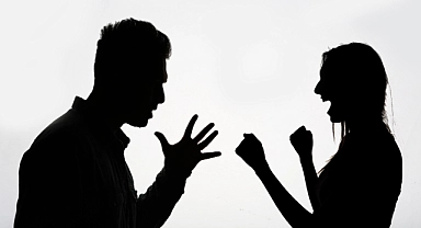 İlişkilerde siber istismara dikkat