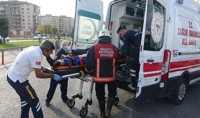 Otomobille çarpışan cip 40 metre sürüklendi: 3 yaralı