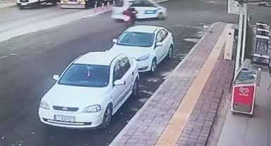 Polis aracı ile kurye çarpıştı:1 yaralı
