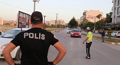 Ülke genelinde huzurlu sokaklar ve terör uygulamaları devam ediyor