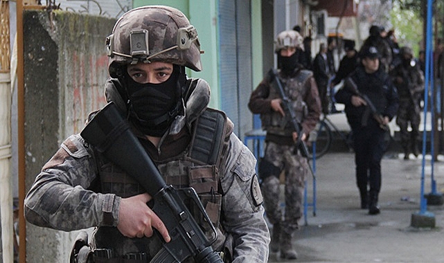 Urfa ve ilçelerinde DEAŞ operasyonu! 3 gözaltı