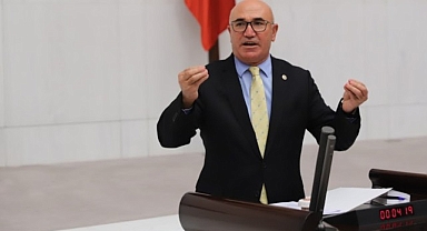 Vatandaşlığa geçen Suriyeliler için ilk seçimde oy kullanmasın teklifi