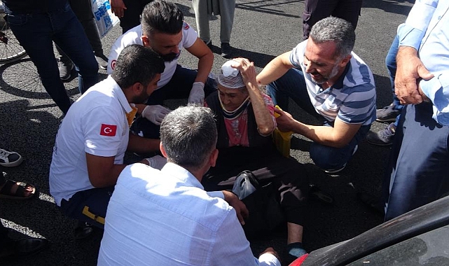 Yolun karşısına geçmek isteyen  kadına otomobil çarptı