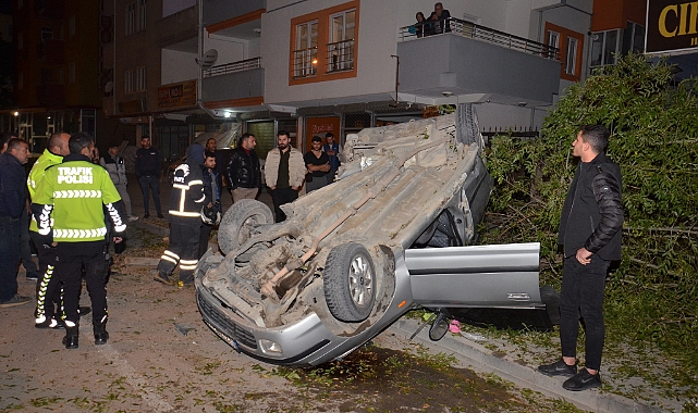Ağaca çarpıp takla atan otomobilin sürücüsü ağır yaralandı