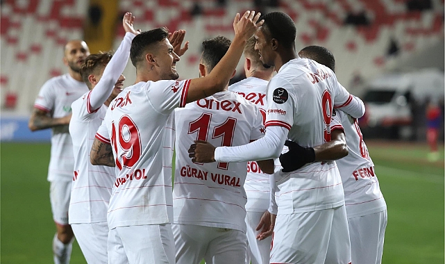 Antalyaspor, 2. kez üst üste galibiyet sevinci yaşadı