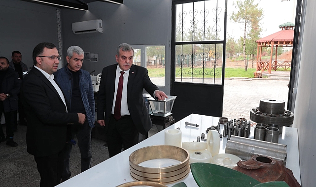 Başkan Beyazgül, “Şanlıurfa’nın Altyapısında Kullanılan Malzemleri Kendimiz Üretiyoruz”
