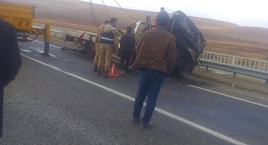 Bozulan araca yardıma giderken kaza yaptılar: 1 ölü, 2 yaralı