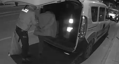 Çalıntı kablolarla birlikte bekçilere yakalandı