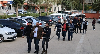 Cinayet şüphelileri adliyeye sevk edildi