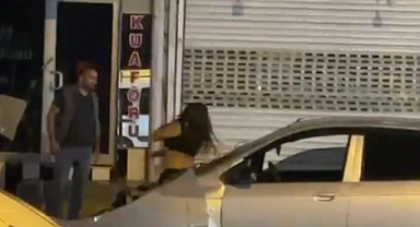 Dolmuşla otomobilin çarpıştığı kazada 1 kişi yaralandı
