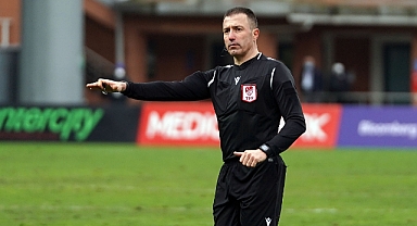 Fenerbahçe - Sivasspor maçında Hüseyin Göçek düdük çalacak