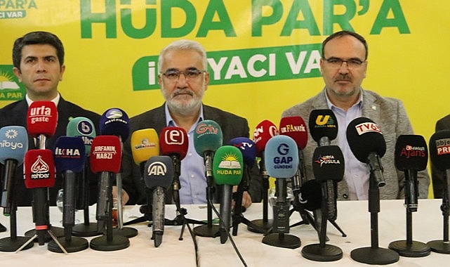 HÜDA PAR Şanlıurfa'da basın mensuplarıyla kahvaltıda bir araya geldi!