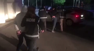 Irak'ta bir bankayı dolandıran şüpheliler Mersin'de yakalandı