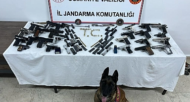 Jandarmanın arama yaptığı evden cephanelik çıktı