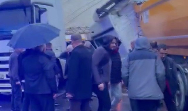 Kamyon ile tır çarpıştı: 1 yaralı