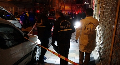 Kavga ihbarına giden polis bacağından vuruldu