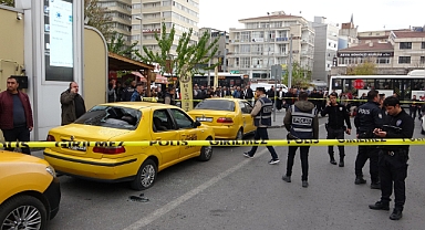 Kavgada husumetlisi yerine babası ve kardeşini vurdu