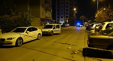 Komşuların gürültü kavgasında kan aktı: 1'i ağır 3 yaralı