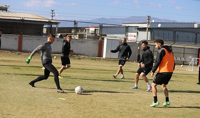 Nazilli Belediyespor - Şanlıurfaspor maçı