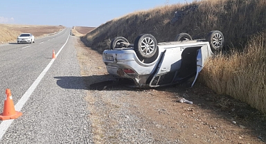 Otomobil takla attı: 3 yaralı