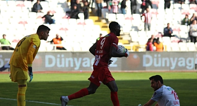 Sivasspor’da Yatabare gol sayısını 5’e çıkardı