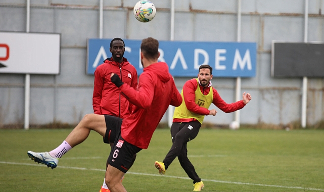 Sivasspor, Ümraniye maçı hazırlıklarını tamamladı