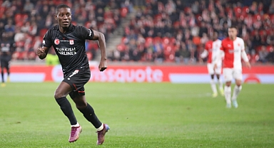 Sivassporlu Max Gradel gol sayısını 5 yaptı