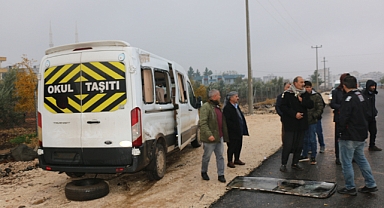 Siverek'te öğrenci servisi kaza yaptı: 13 yaralı