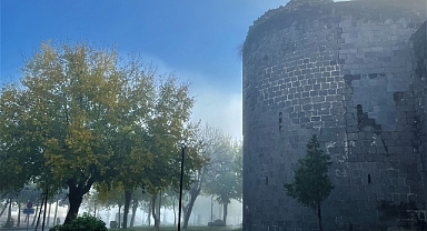 Yoğun sis görsel şölen oluşturdu