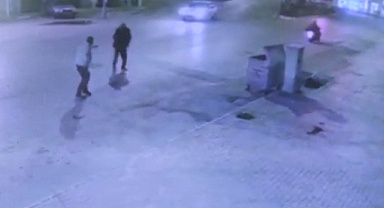 Yolunu kestiği adama kurşun yağdırdı: Cinayet anı kamerada