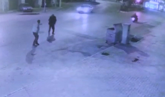 Yolunu kestiği adama kurşun yağdırdı: Cinayet anı kamerada