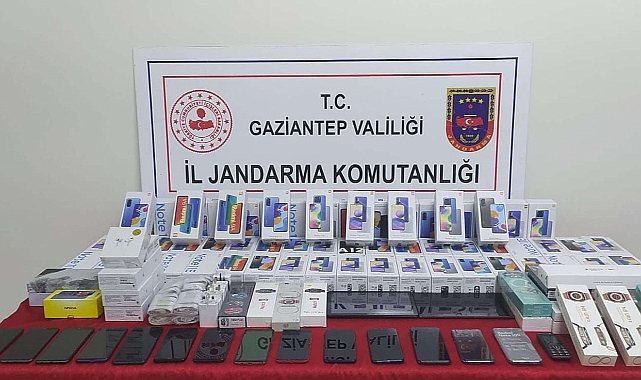 1,5 milyon liralık kaçak teknolojik ürün ele geçirildi!