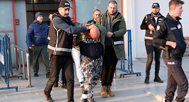 4 cinayete karışan çete lideri Adana’ya getirildi