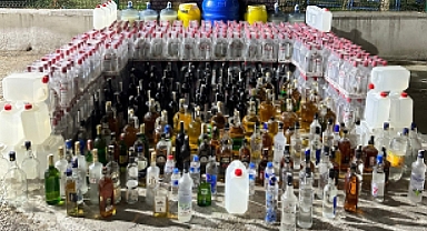 Bin 215 litre sahte alkol ele geçirildi