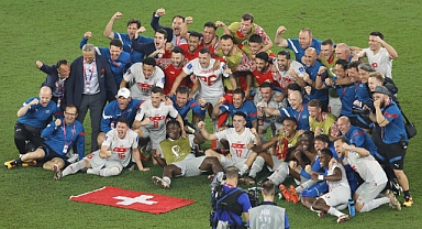 Brezilya ve İsviçre son 16 Turu’na yükseldi