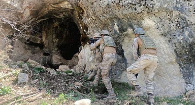 Eren Abluka'da PKK'ya ait 4 depo imha edildi