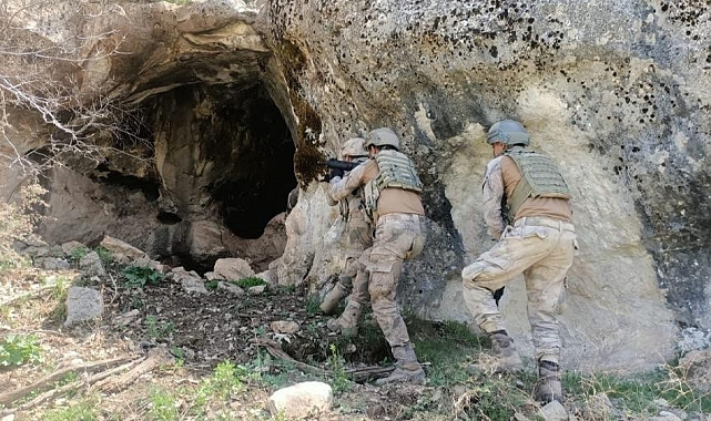 Eren Abluka'da PKK'ya ait 4 depo imha edildi