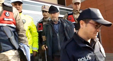 "Erkek değilim" diyen sahte hoca tutuklandı