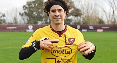 Guillermo Ochoa, Salernitana'ya transfer oldu
