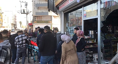 İş yerinin duvarı ile araç arasında sıkışan şahıs yaralandı