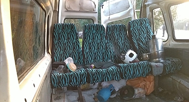 İşçilerini taşıyan minibüse tır çarptı; 2’si ağır 8 yaralı