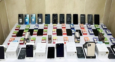 Kargo aktarma merkezinde çok sayıda kaçak ürün ele geçirildi