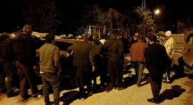 Kontrolden çıkan araç park halindeki araca çarptı