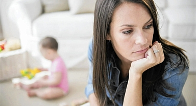 Lohusa depresyonu, anne ve bebek için ciddi sonuçlar oluşturabilir