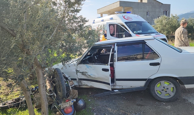 Otomobil ile motosiklet çarpıştı: 2 yaralı