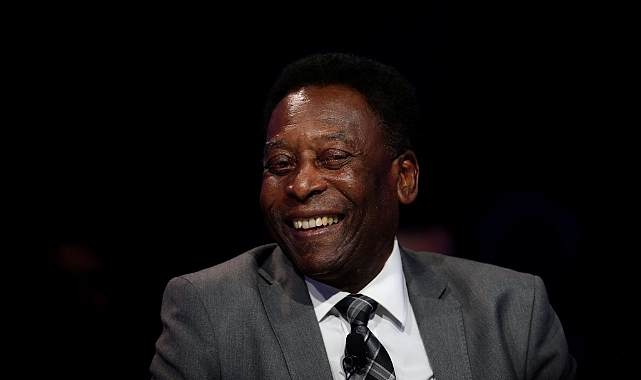 Pele hayatını kaybetti