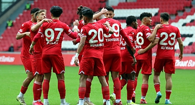 Samsunspor ile Denizlispor 49. randevuya çıkacak