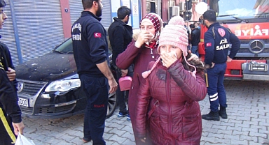 Şanlıurfa'da bir binada yangın çıktı